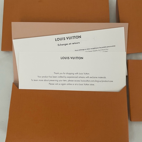 4 rectangular Louis Vuitton envelope - Picture 5 of 5